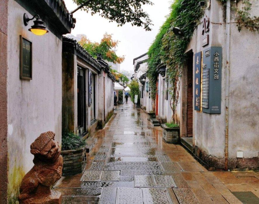 逃出宝藏洞